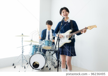鼓手高中女生鼓班 96236495