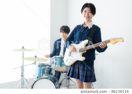 鼓手高中女生鼓班 96236516