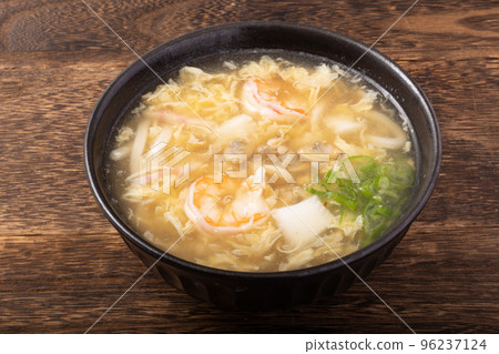 海鮮雞蛋ankake烏冬面 海鮮雞蛋ankake烏冬面 96237124