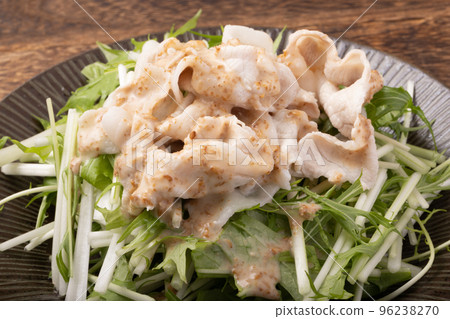 Pork shabu-shabu salad 96238270