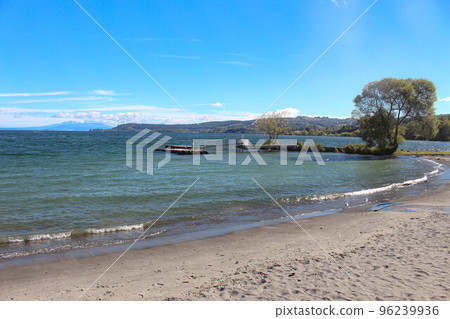 [Taupo] Lake Taupo 96239936