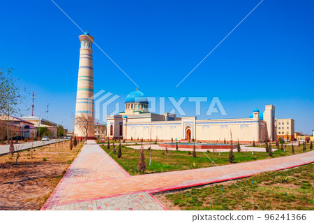 Ohun Bobo Jome Masjidi Mosque, Uzbekistan 96241366