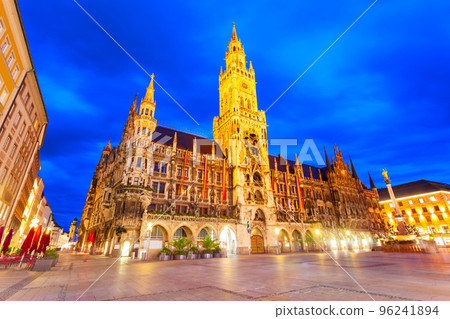 New Town Hall or Neues Rathaus, Munich 96241894