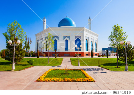 Minor Masjidi mosque in Tashkent, Uzbekistan Minor Masjidi mosque in Tashkent, Uzbekistan 96241919