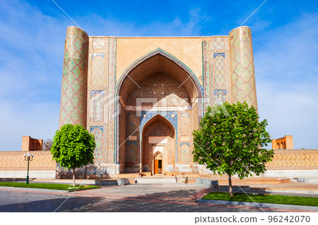 Bibi Khanym or Bibi-Khanym Mosque, Samarkand Bibi Khanym or Bibi-Khanym Mosque, Samarkand 96242070