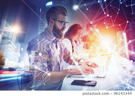 Businessman in office connected on internet network. concept of startup company 96243344