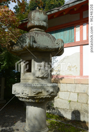 京都市左京區大本宮吉田神社前石燈籠 京都市左京區大本宮吉田神社前石燈籠 96246108
