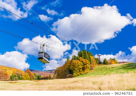 （山形縣）山形藏王與秋葉，等待下雪的斜坡 96246781