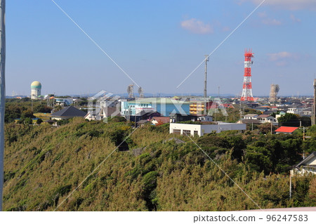 Air Self-Defense Force Radar Facility at Omaezaki Subbase as seen from Omaezaki Lighthouse 96247583