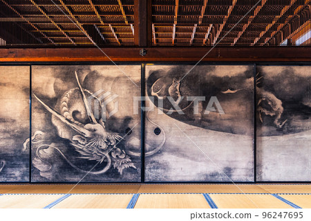 Kyoto Kenninji Dragon Ink Painting Kyoto Kenninji Dragon Ink Painting 96247695