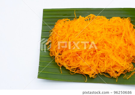Thai dessert Foi Thong, Golden egg yolk threads 96250686