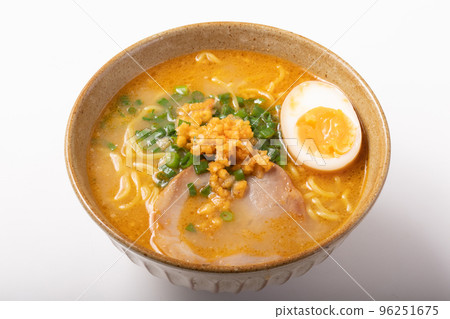 Shrimp miso ramen 96251675