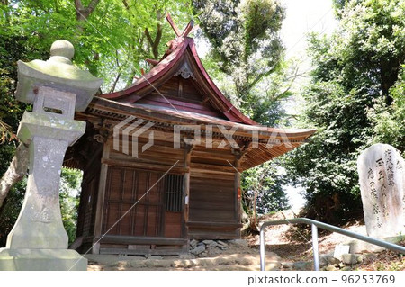 浮葉市月岡古墳 浮葉市月岡古墳 96253769