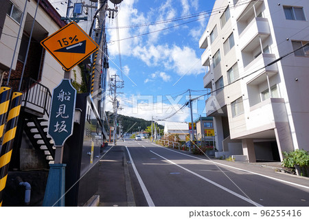 Otaru Slope Funamizaka [Otaru City, Hokkaido] 96255416