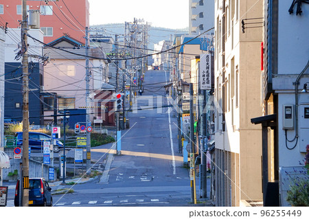 Otaru's Slope / Craftsman Slope [Otaru City, Hokkaido] 96255449