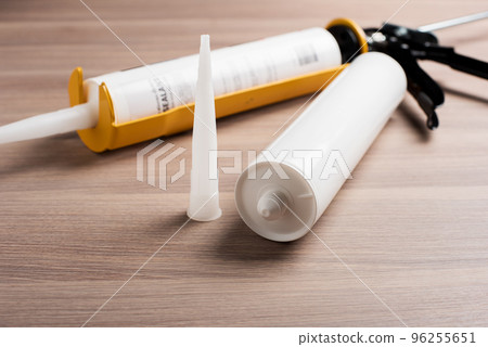 equipments for apply silicone sealant 96255651