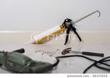 equipments for apply silicone sealant 96255658