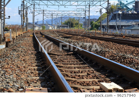 lines running parallel lines running parallel 96257940