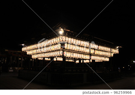 八坂神社，四條河原町站，阪急京都線，京阪線，燈籠，捐贈，秋天，四個季節 96259966