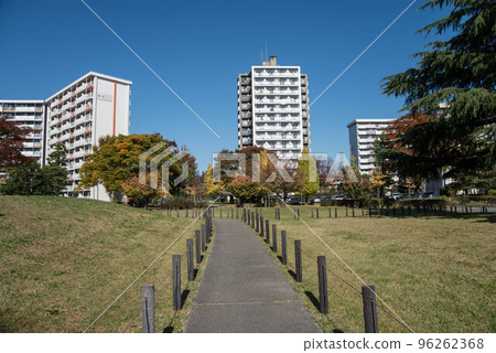 UR Misato housing complex, the second largest mammoth housing complex in UR UR Misato housing complex, the second largest mammoth housing complex in UR 96262368