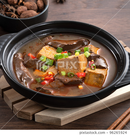 Spicy duck blood jelly stinky tofu Spicy duck blood jelly stinky tofu 96265924