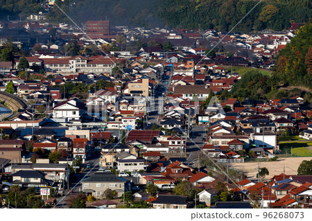 "SL Yamaguchi", driven by Degoichi, leaving the town of Tsuwano "SL Yamaguchi", driven by Degoichi, leaving the town of Tsuwano 96268073