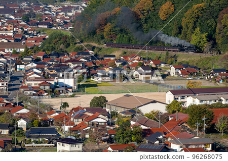 Degoichi "SL Yamaguchi" to say goodbye to the town of Tsuwano Degoichi "SL Yamaguchi" to say goodbye to the town of Tsuwano 96268075
