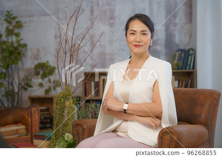 才華橫溢的女商人 才華橫溢的女商人 96268855