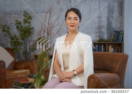 女商人 96268857