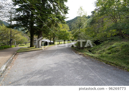 Kongo-in Temple, Shikahara Park, Kobo Waterfall Kongo-in Temple, Shikahara Park, Kobo Waterfall 96269773