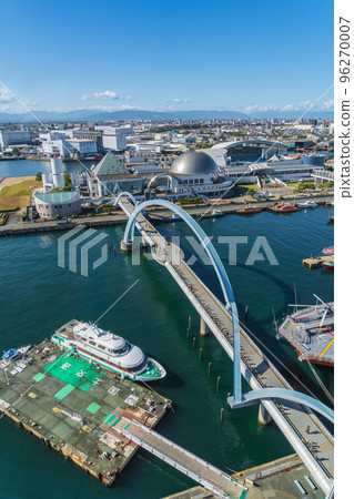 從名古屋港花園碼頭眺望港口大樓<愛知縣名古屋市> 96270007