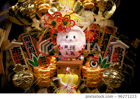 Numerous and beautiful lucky charm ornaments sold at Tori no Ichi Numerous and beautiful lucky charm ornaments sold at Tori no Ichi 96271223