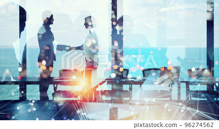 Business people collaborate together in office. Internet connection effects. Double exposure 96274562