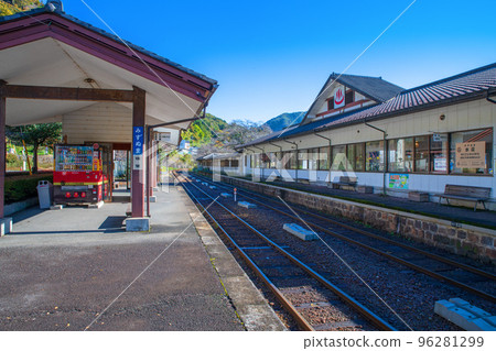 取自水沼站站台渡良瀨溪谷鐵路秋季 96281299