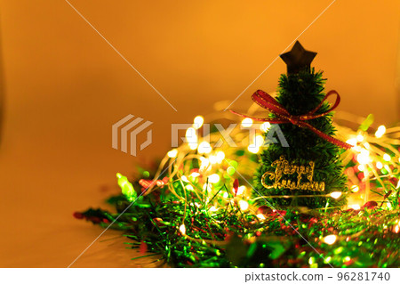 Image of Christmas tree and illumination 96281740