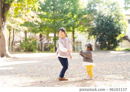 姐妹們一起玩 姐妹們一起玩 96283137