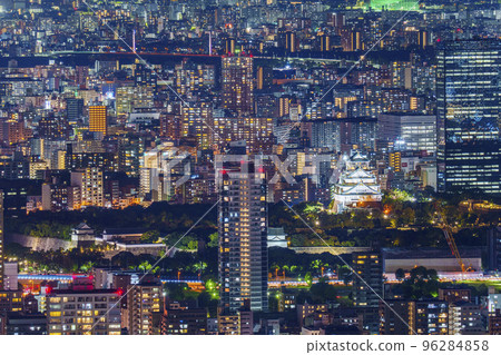 Night view of Osaka Castle from Abeno Harukas Observatory 96284858
