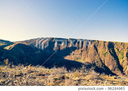 Shiga Kusatsu Kogen Route southeast of Yugama Mountain folds in the valley near Shirane Myojin Late October b-3 Emphasized warm colors and cold colors 96284965