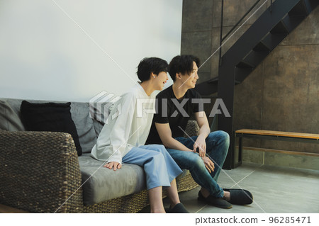 A couple to relax on the sofa A couple to relax on the sofa 96285471