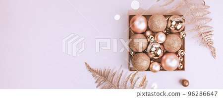 Christmas golden decorations, balls and shiny decorative plants Christmas golden decorations, balls and shiny decorative plants 96286647