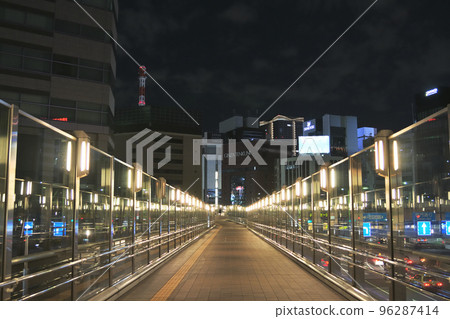 corridor of light 96287414