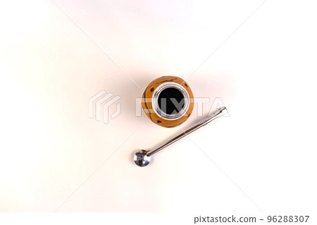 Pumpkin mate calabash with bombilla on a white background Pumpkin mate calabash with bombilla on a white background 96288307