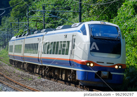 [Series E653] Shinetsu Main Line Nagatori - Tsukayama [Limited Express Shirayuki] 96290297