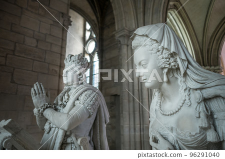 Tomb of King Louis XVI and Marie Antoinette, in Basilica of Saint-Denis 96291040