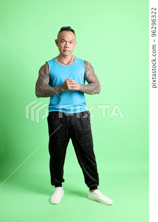 Active Senior Man 96296322