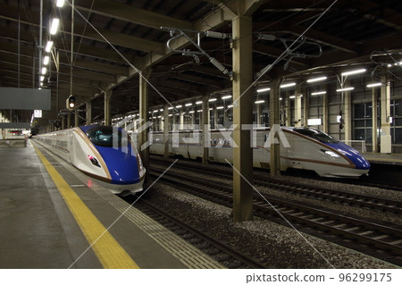 Joetsu Shinkansen E7 series (test run train) Joetsu Shinkansen E7 series (test run train) 96299175