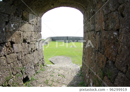Nakagusuku Castle Ninokuru Nakagusuku Castle Ninokuru 96299919