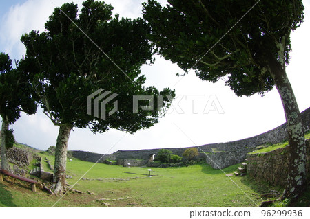 Nakagusuku Castle Ninokuru Nakagusuku Castle Ninokuru 96299936