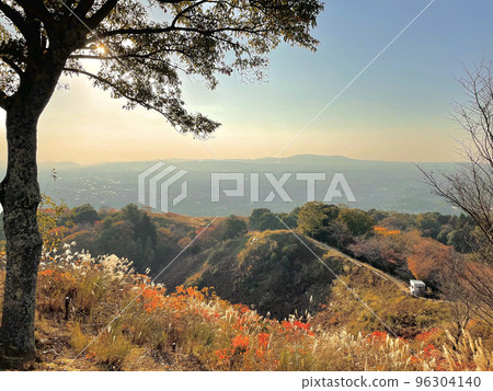 Wakusakusan Mountain peak 96304140