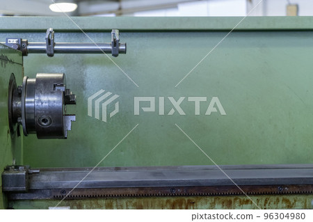 CNC turning and lathe spindle and lathe green color 96304980